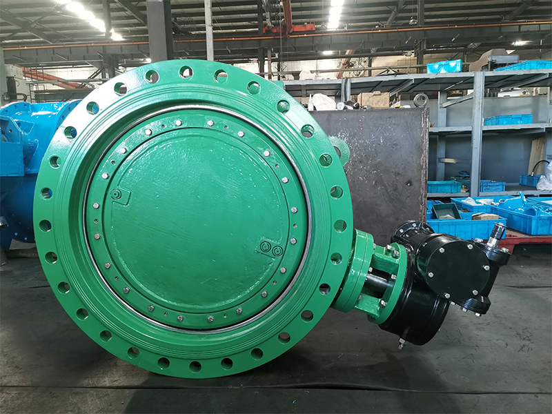 DN900 PN16 DI double eccentric butterfly valve with worm gear product view