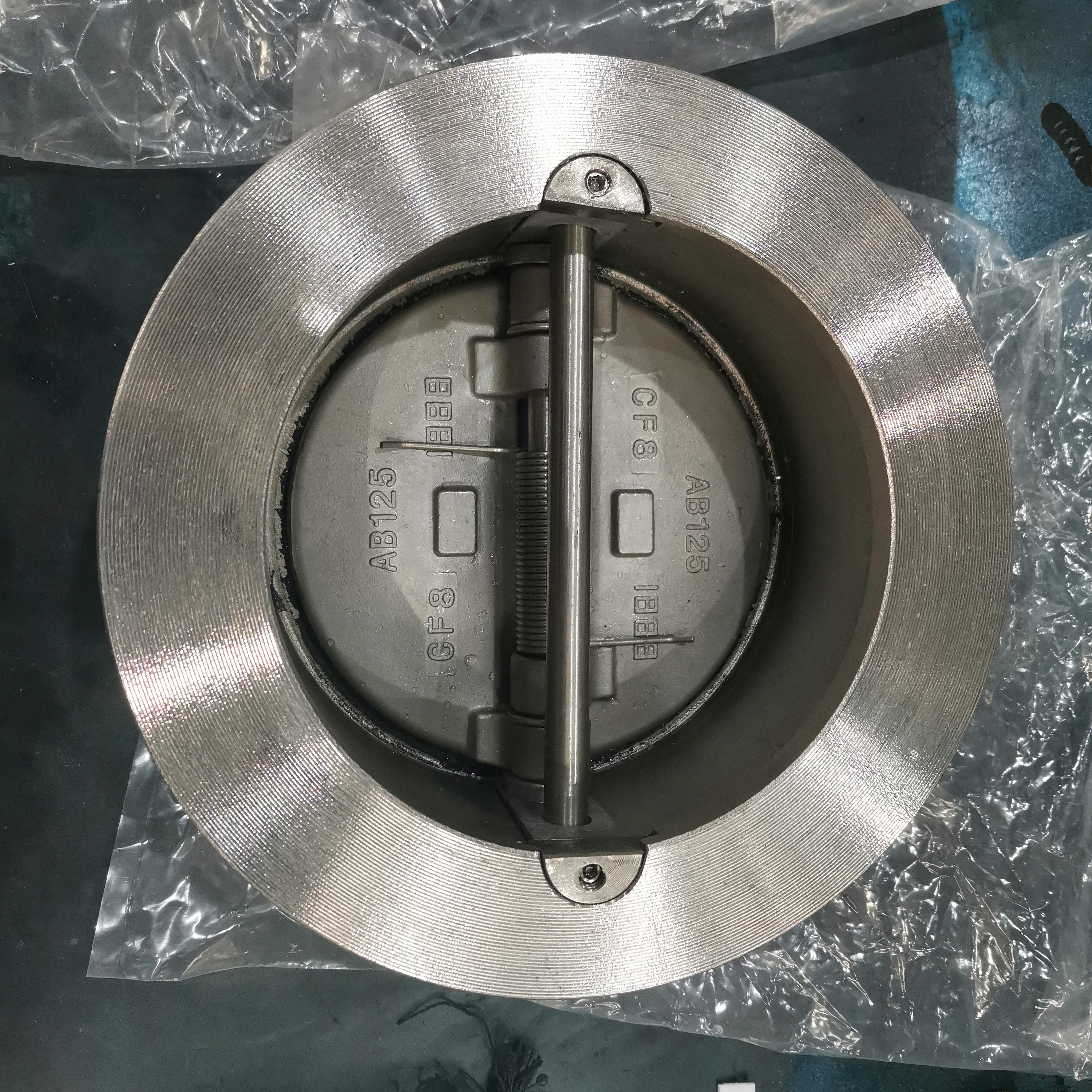 API594 CF8 wafer check valve dual disc stainless steel product view